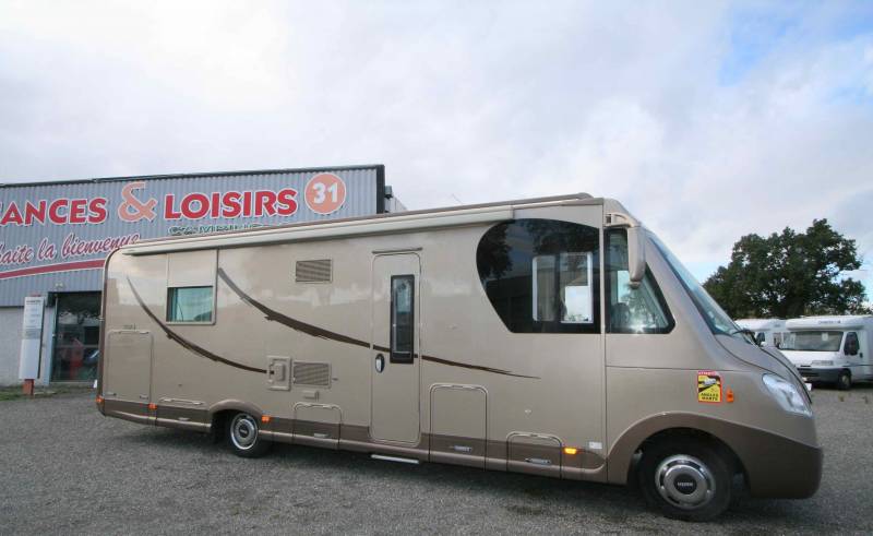 Camping-car Intégral occasion, lit central, lit de pavillon, poids lourd, 3,0L, 170 cv, Notin Volga 2, à Roques proche de Toulouse (31)