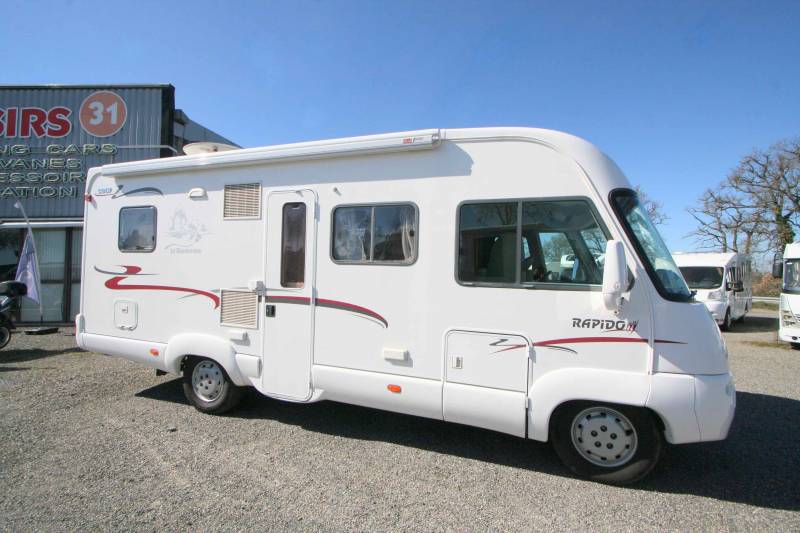 Camping-car intégral occasion, moins de 7m, lit à la française, Rapido 985F, à Roques proche de Toulouse (31)