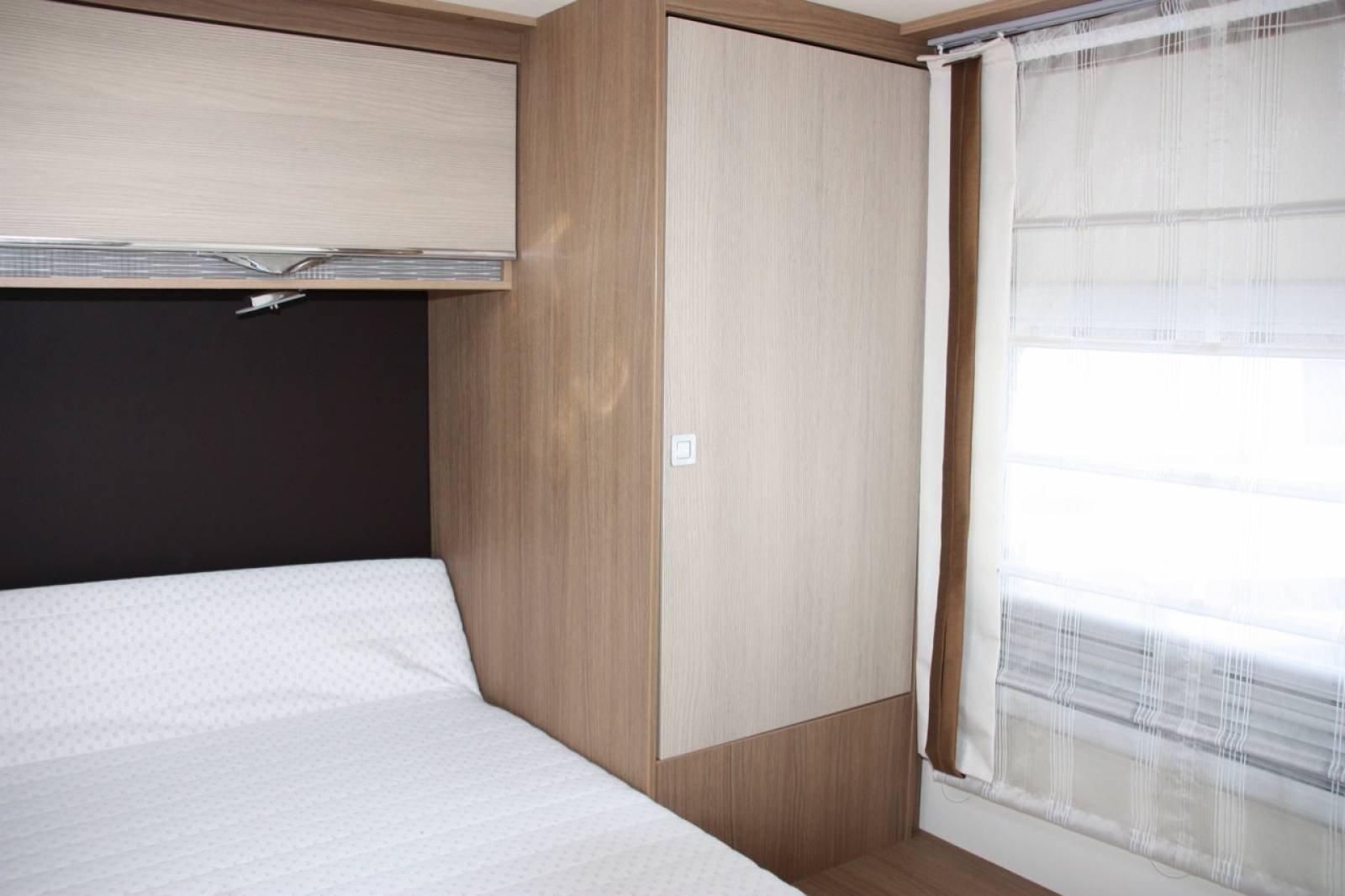 Vend Camping-car profilé occasion, lit central, Dethleffs 4Travel T7156-4, à Toulouse, Midi-Pyrénées