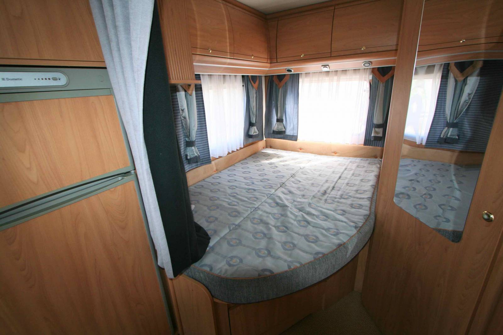 Vente Camping-car capucine occasion, 4 places, lit à la française, Bürstner A 625, à Roques, proche de Toulouse (31)