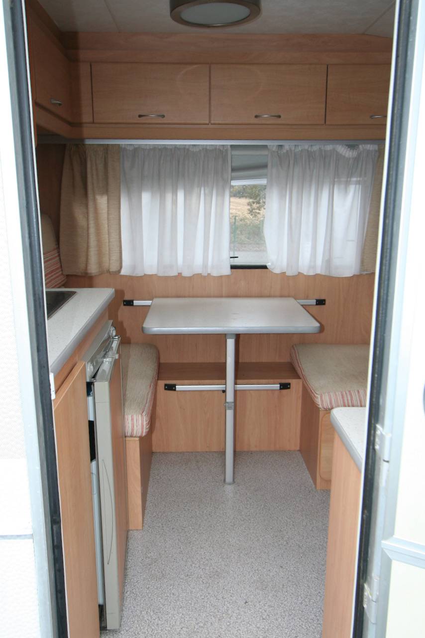 Vente Caravane occasion moins de 4 m, Ace Lebrun Champs 331, à Roques, proche de Toulouse (31)