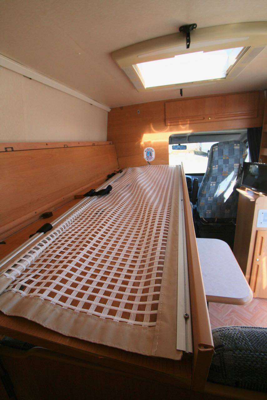 Achat Fourgon aménagé occasion, moins de 6 m, 3 couchages, Adria Van, à Roques proche de Toulouse (31)