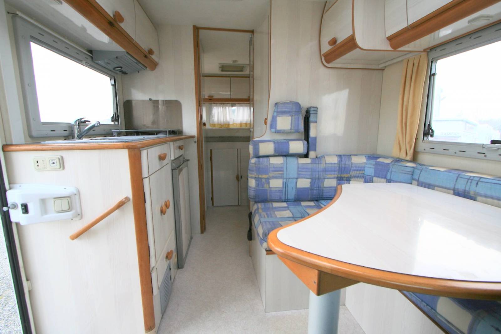 Camping-car occasion profilé, moins de 7m, Autostar 442, à Roques proche de Toulouse (31)