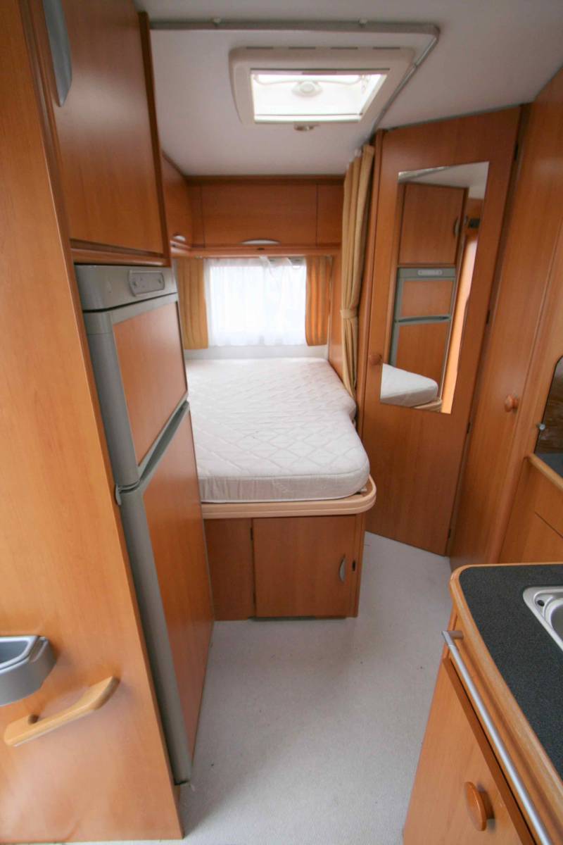 Camping-car profilé occasion, petit prix, lit à la française, salon face à face, moins de 7 m, Autostar Athenor 458, à Roques, près Toulouse (31)