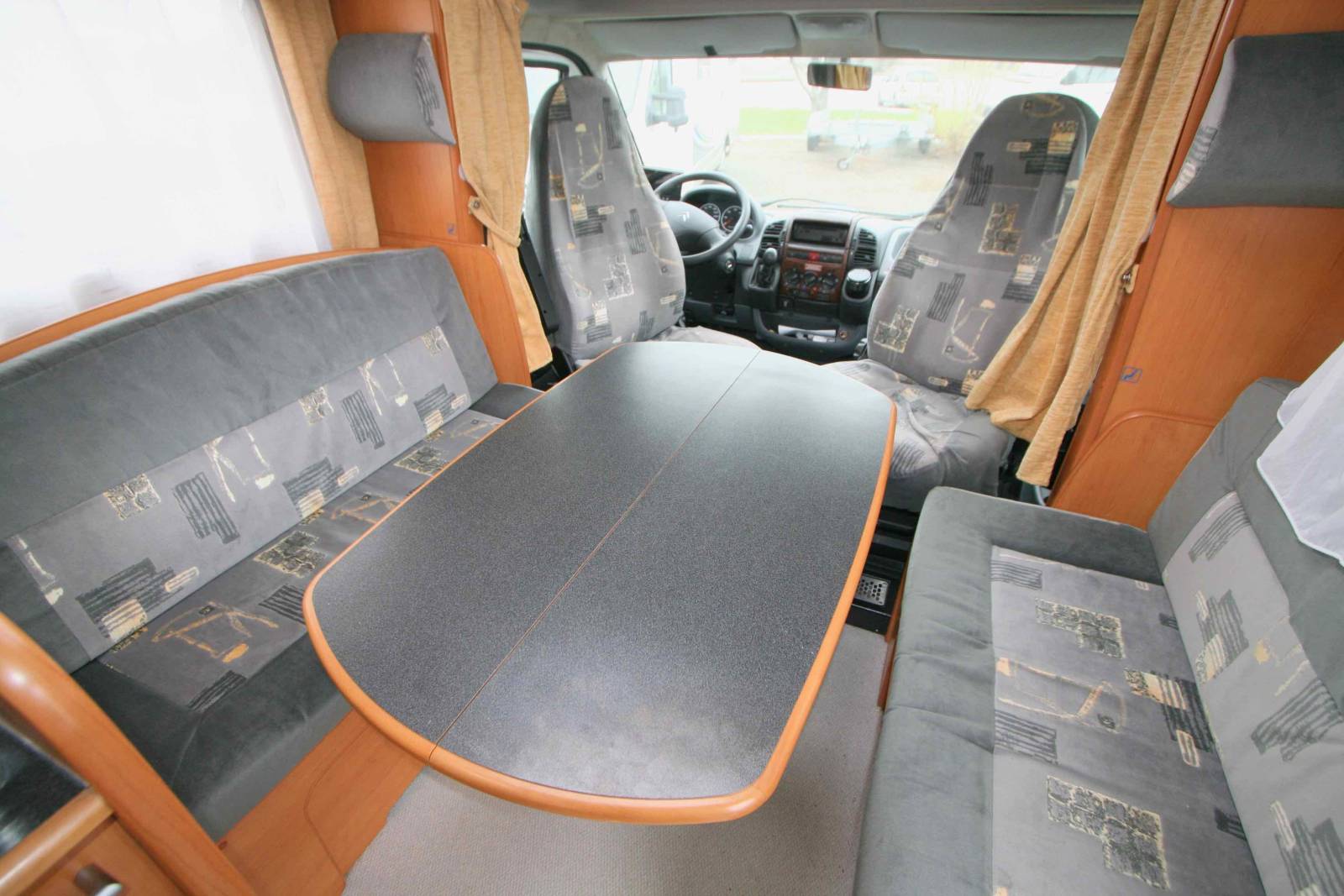 Vend Camping-car profilé occasion, petit prix, lit à la française, salon face à face, moins de 7 m, Autostar Athenor 458, à Roques, près Toulouse (31)