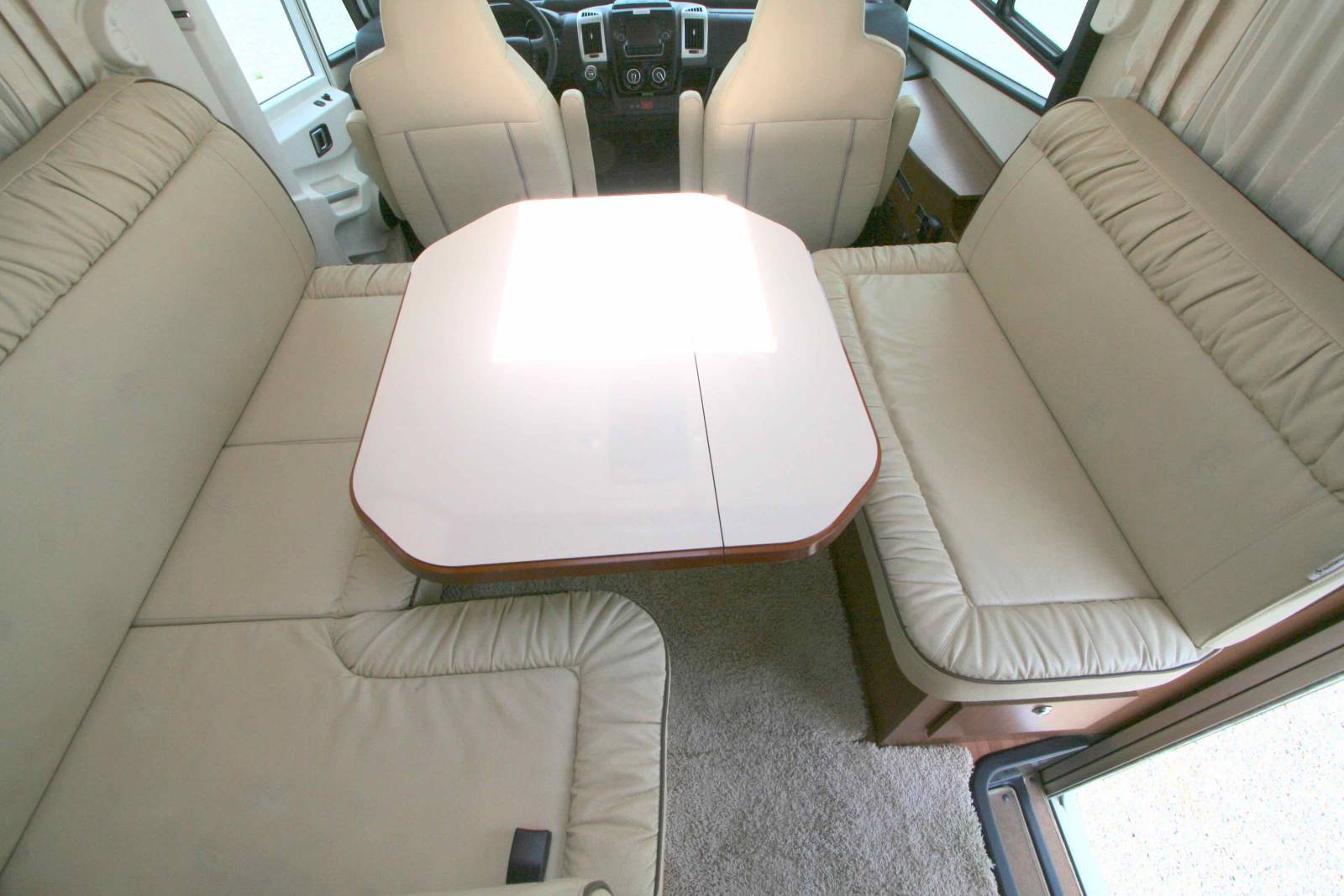 Achat camping-car Intégral occasion, 4 places, moins de 7 m, maxi-salon, Autostar I 660 Celtic Edition, à Roques proche de Toulouse (31)