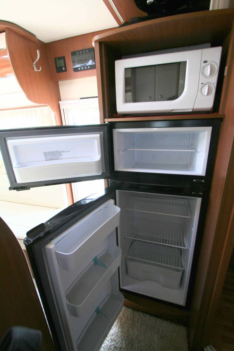 Vend camping-car Intégral occasion, 4 places, moins de 7 m, maxi-salon, Autostar I 660 Celtic Edition, à Roques proche de Toulouse (31)