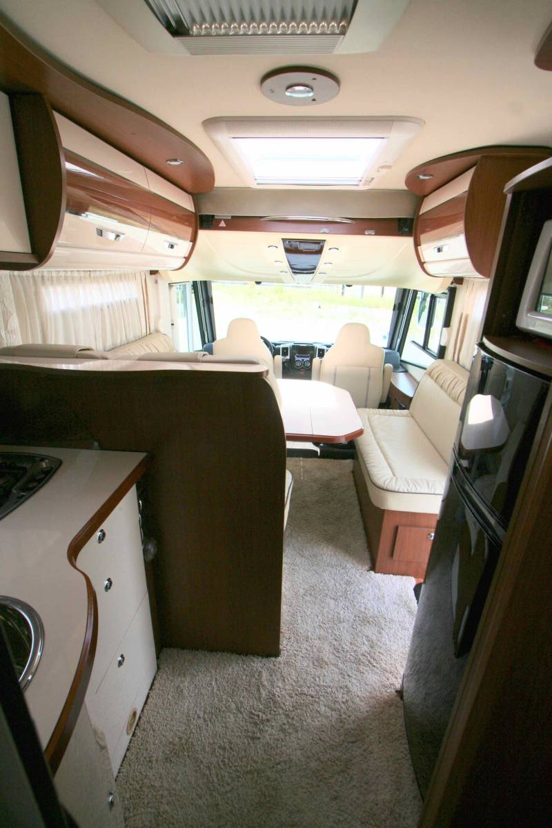 camping-car Intégral occasion, 4 places, moins de 7 m, maxi-salon, Autostar I 660 Celtic Edition, à Roques proche de Toulouse (31)