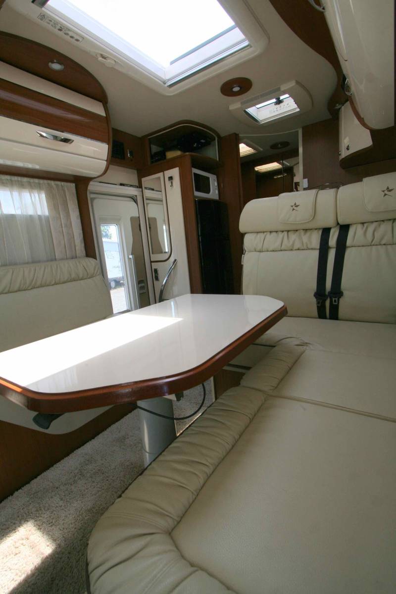 Achat camping-car Intégral occasion, 4 places, moins de 7 m, maxi-salon, Autostar I 660 Celtic Edition, à Roques proche de Toulouse (31)