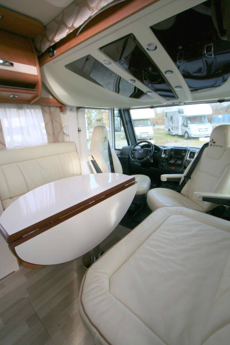 Achat Camping-car intégral occasion, boite automatique, lit central, lit de pavillon, salon face à face, Autostar Prestige I730 LC, à Roques proche de Toulouse (31)