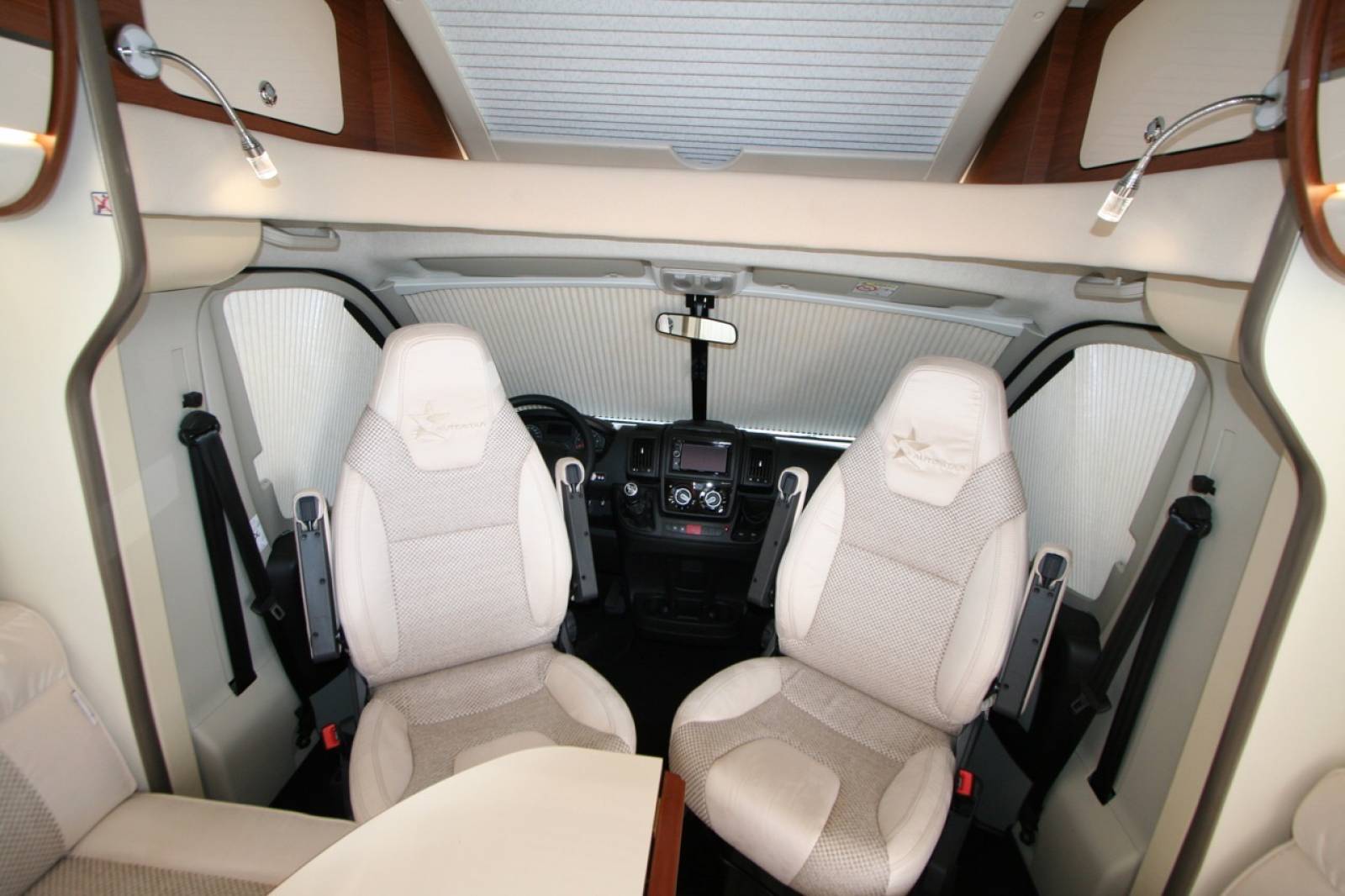 Camping-car profilé d'occasion presque neuf (2018), Autostar P 730 LC lift Passion, à Roques proche de Toulouse (31)