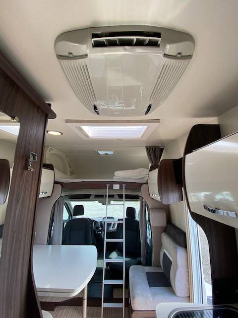 Achat Camping-car capucine occasion, 5 places, presque neuf, Benimar Sport 340 UP, à Roques proche Toulouse