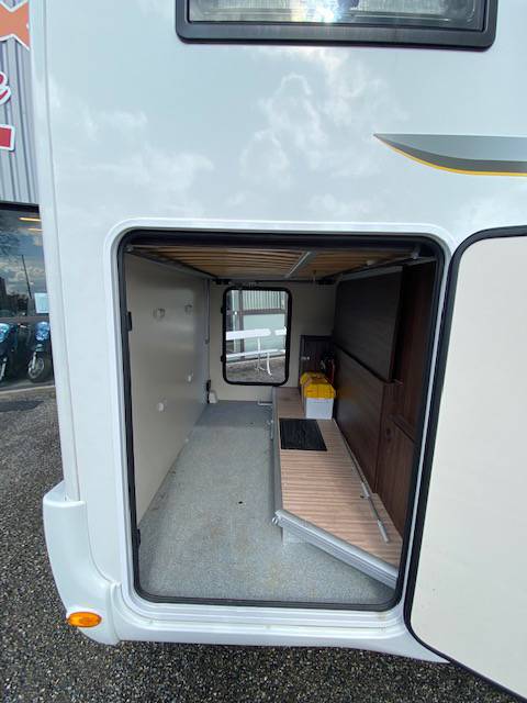 Vend Camping-car capucine occasion, 5 places, presque neuf, Benimar Sport 340 UP, à Roques proche Toulouse