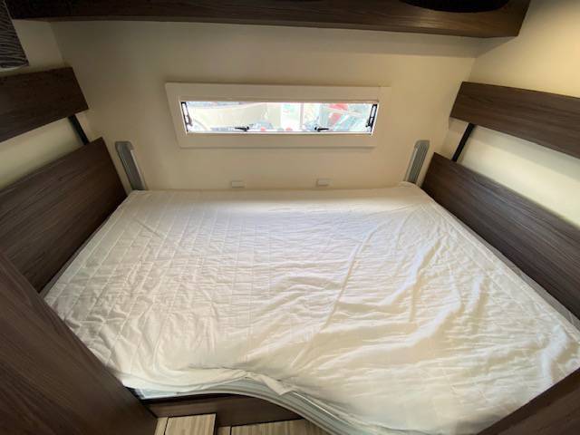 Camping-car capucine occasion, 5 places, presque neuf, Benimar Sport 340 UP, à Roques proche Toulouse