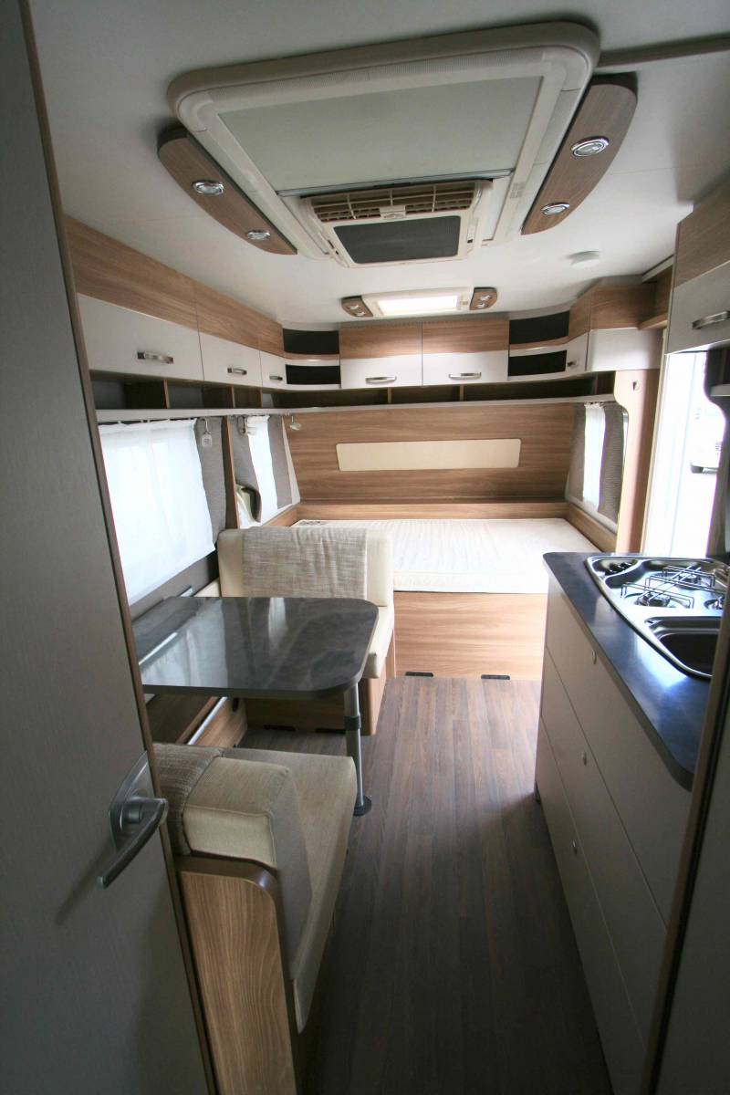 Caravane occasion 6 couchages, 2016, Bürstner Premio 495 TK, à Roques proche de Toulouse (31)