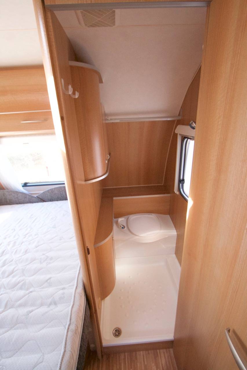 Achat Caravane occasion, salon en U, 4 couchages, Bürstner Belcanto 460 TS, à Roques proche Toulouse (31)