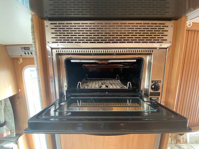 Vente Camping-car profilé occasion, mercedes, 4 places, Bürstner T Star 680, à Roques proche de Toulouse (31)