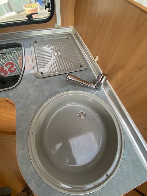 Camping-car profilé occasion, mercedes, 4 places, Bürstner T Star 680, à Roques proche de Toulouse (31)