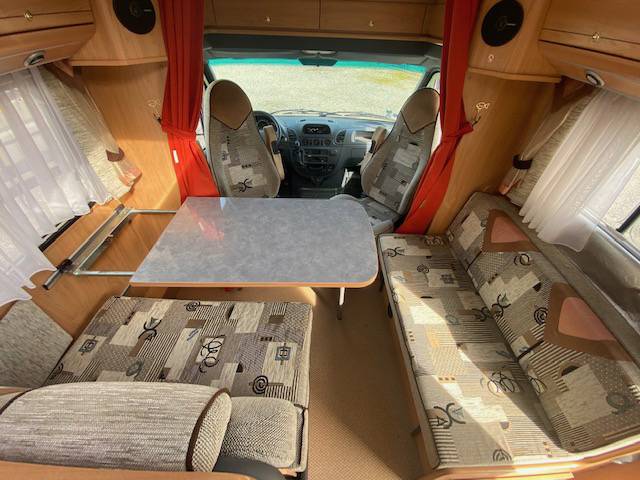 Achat Camping-car profilé occasion, mercedes, 4 places, Bürstner T Star 680, à Roques proche de Toulouse (31)