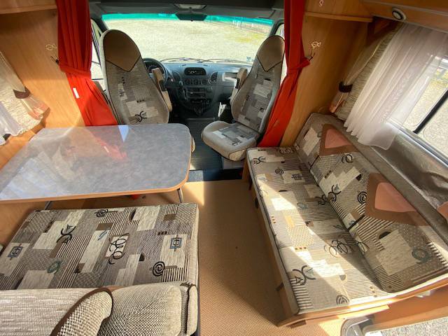 Vente Camping-car profilé occasion, mercedes, 4 places, Bürstner T Star 680, à Roques proche de Toulouse (31)