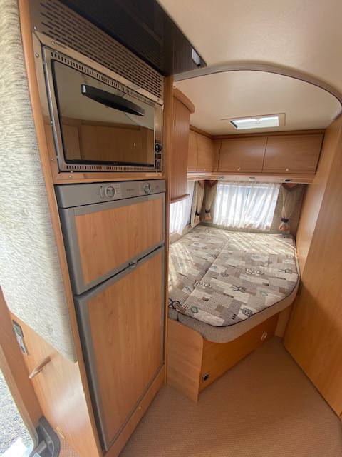 Camping-car profilé occasion, mercedes, 4 places, Bürstner T Star 680, à Roques proche de Toulouse (31)