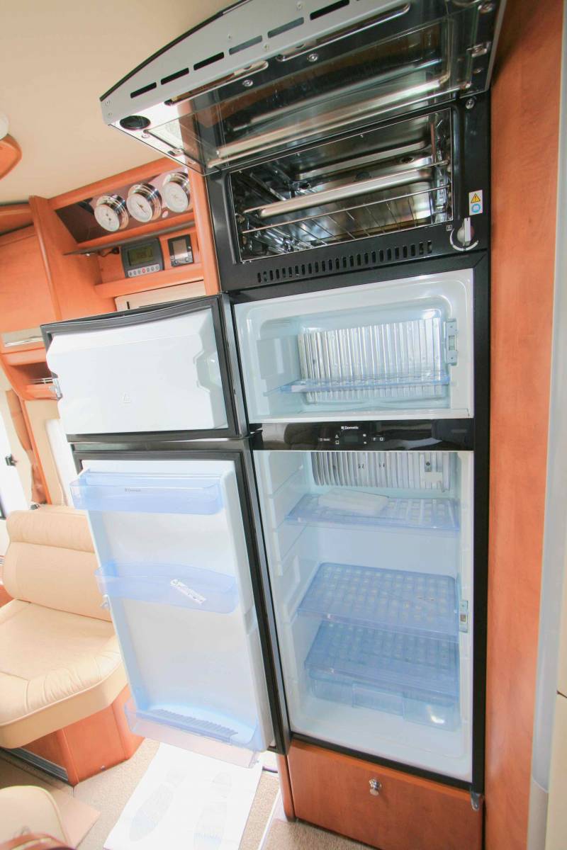 Vend Camping-car intégral occasion, boite auto, poids lourd, Carthago E chic line 51 QB, à Toulouse-Roques (31)