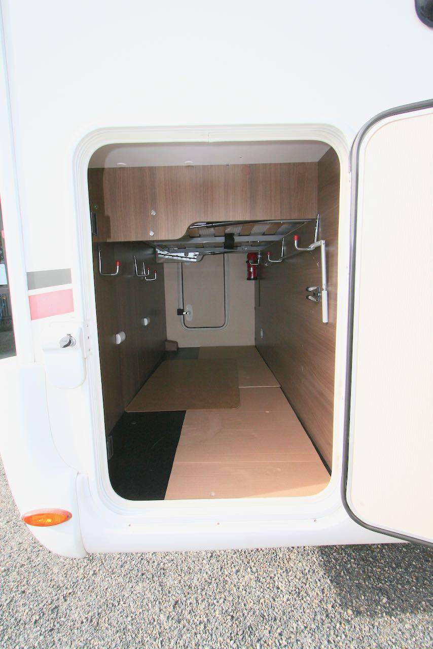 Vend Camping-car profilé occasion, Lit central, Challenger Birthday 58, à Roques proche de Toulouse (31)