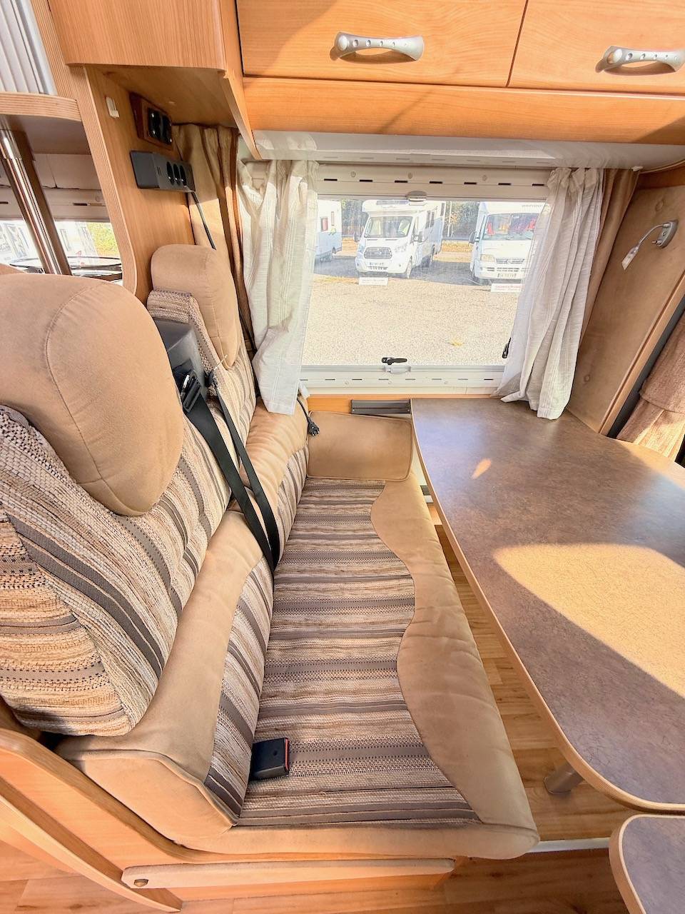 Achat Camping-car profilé occasion, 4 places, 3 couchages, lit sur soute, Fiat Ducato 3,0 L, 150 cv, Chausson Allegro 94, à Roques proche de Toulouse (31)