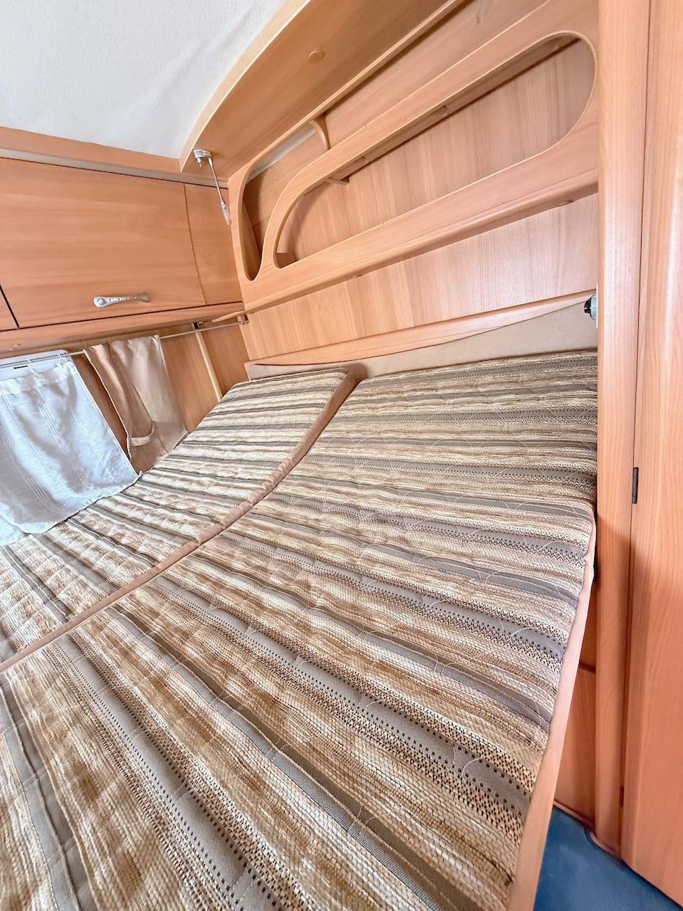 Camping-car profilé occasion, 4 places, 3 couchages, lit sur soute, Fiat Ducato 3,0 L, 150 cv, Chausson Allegro 94, à Roques proche de Toulouse (31)