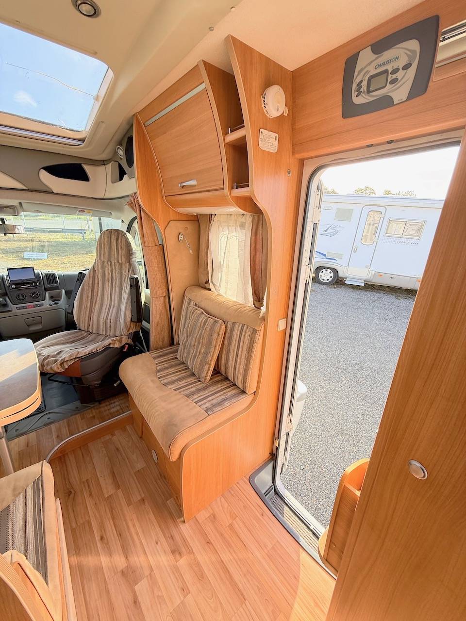 Achat Camping-car profilé occasion, 4 places, 3 couchages, lit sur soute, Fiat Ducato 3,0 L, 150 cv, Chausson Allegro 94, à Roques proche de Toulouse (31)