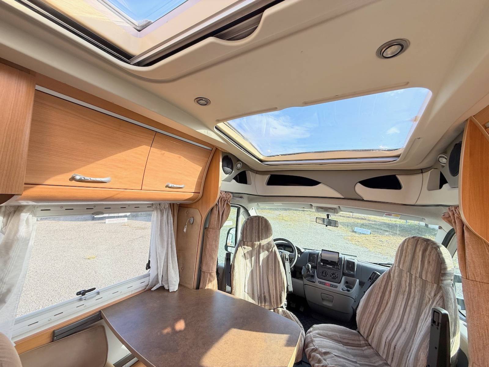 Camping-car profilé occasion, 4 places, 3 couchages, lit sur soute, Fiat Ducato 3,0 L, 150 cv, Chausson Allegro 94, à Roques proche de Toulouse (31)