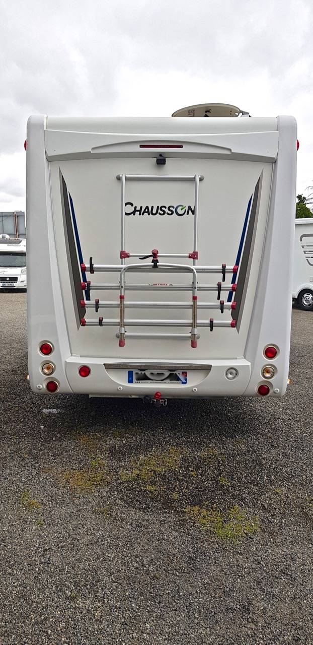 Achat Camping-car intégral occasion lit central, Chausson Exaltis 7018 à Roques près Toulouse (31)