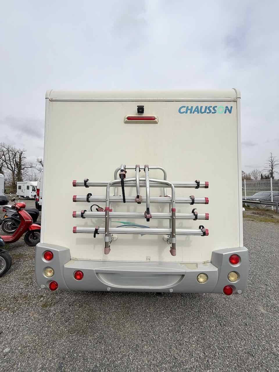 Vend Camping-car profilé occasion, lit sur soute, 7 m, Chausson Flash 18, à Roques proche de Toulouse (31)