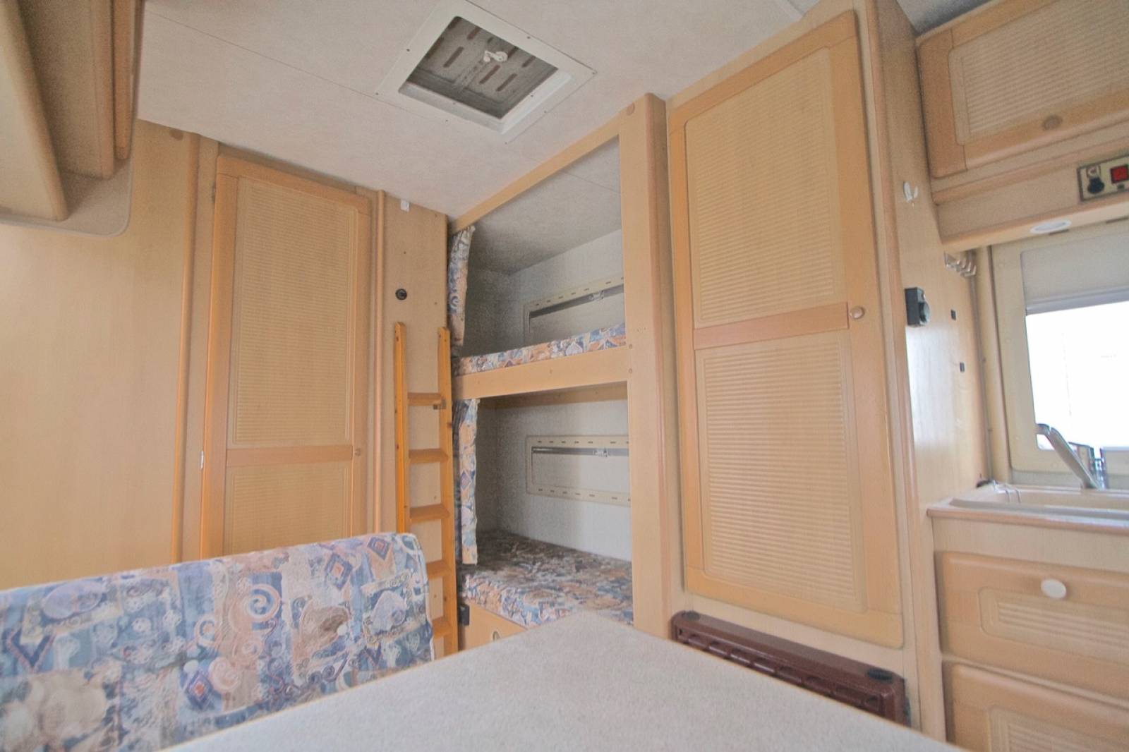 Camping-car occasion capucine petit prix inférieur à 15000 € , CI Mizar 130 à Toulouse 31