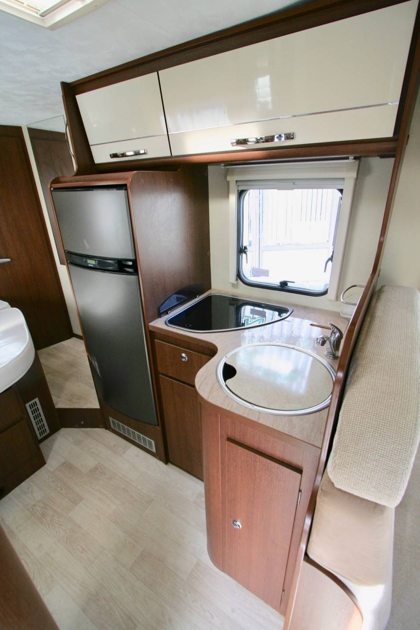 Vend Camping-car profilé occasion, lit central, 4 places, CI X TTIL Elite S, à Roques proche de Toulouse (31)