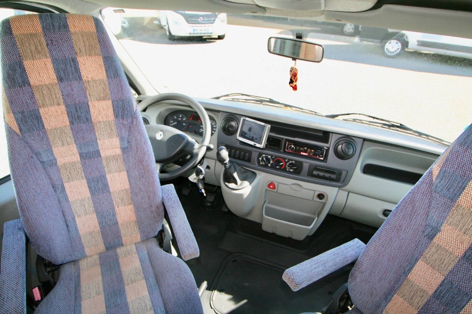 Achat Camping-car profilé occasion, lit sur soute, Renault, Eriba 646 GT R, à Roques Midi-Pyrénées (31)