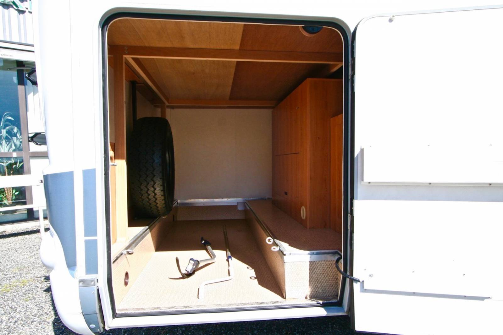 Achat Camping-car profilé occasion, lit sur soute, Renault, Eriba 646 GT R, à Roques Midi-Pyrénées (31)