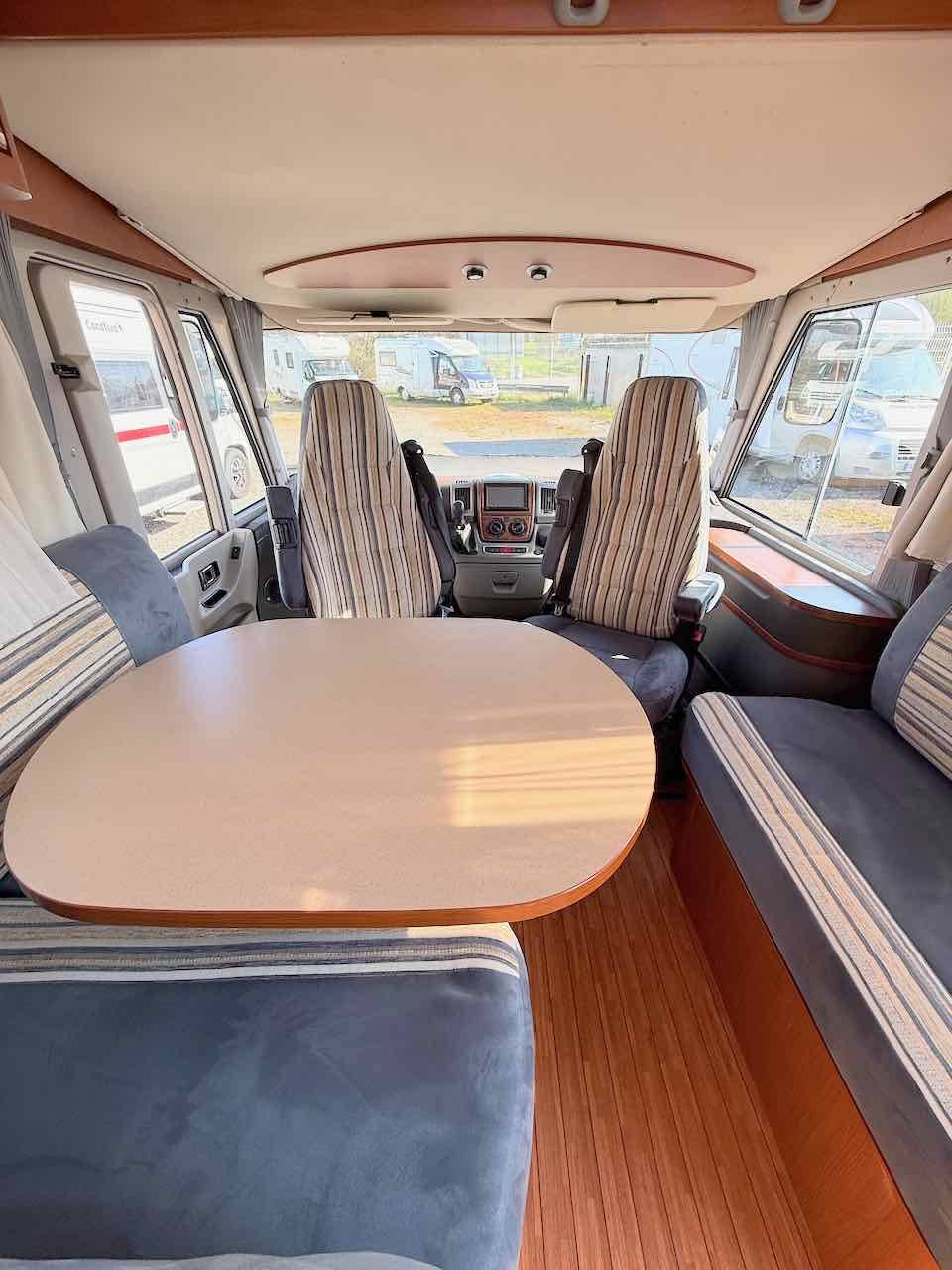 Achat Camping-car Intégral Occasion, Lit à la française, 4 couchages, Eriba Jet 653 , à Roques, proche de Toulouse (31)