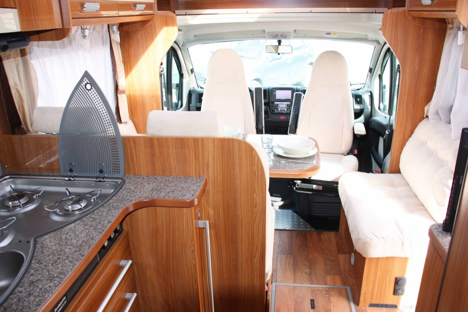 location de camping-car pour 2 bordeaux et toulouse