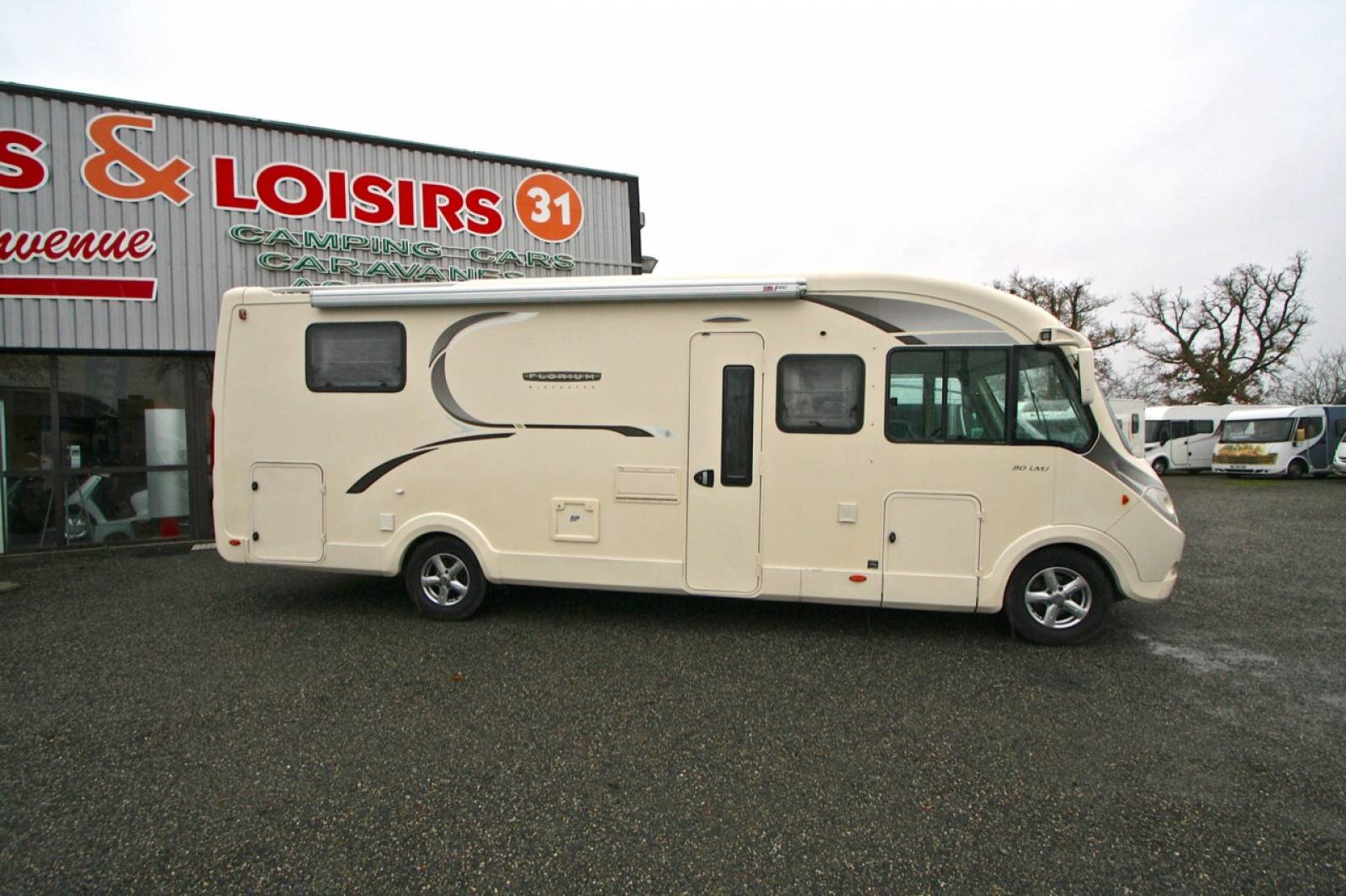Camping-car intégral occasion, poids lourd, Fleurette Florium Wincester 80 LMJ, à Toulouse-Roques (31)