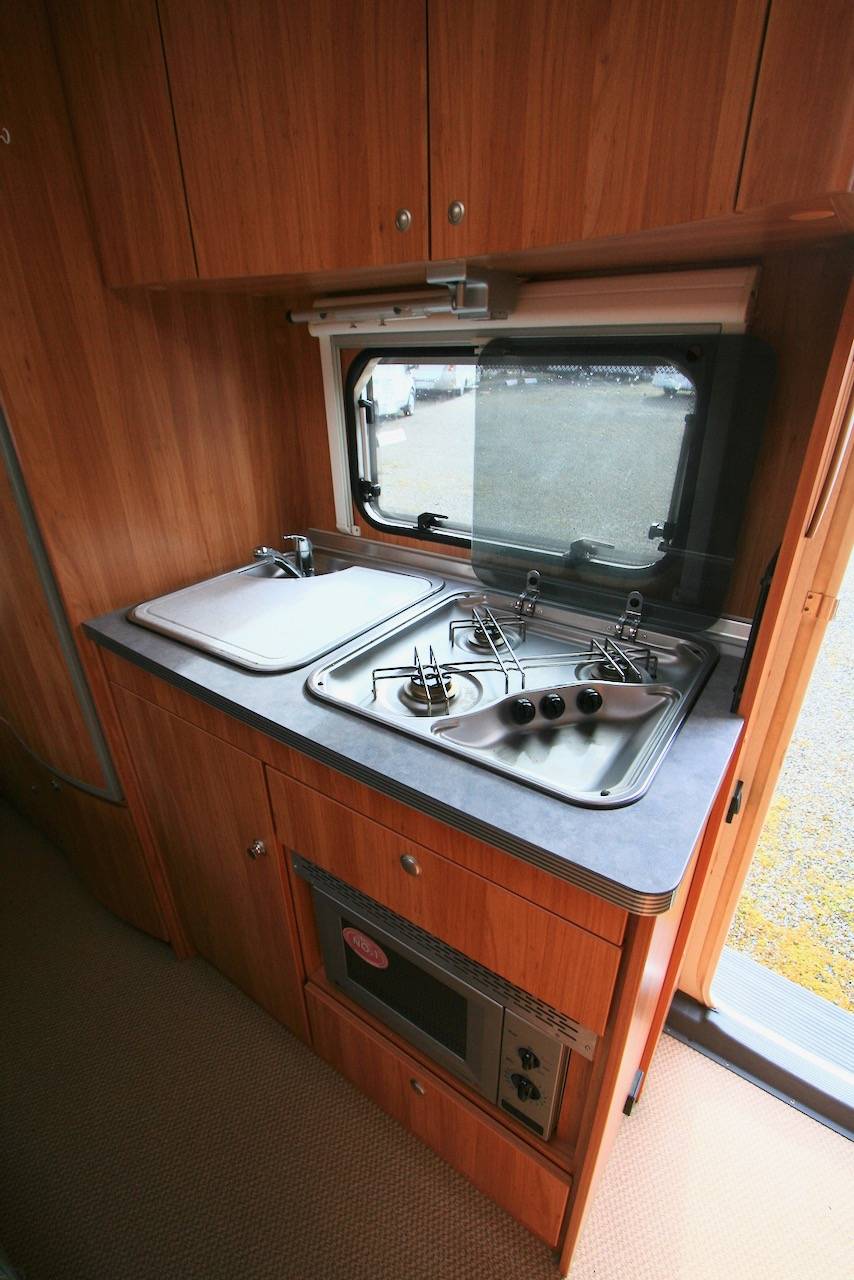 Caravane occasion lits superposés, 6 couchages, Bürstner Flipper 500 TK, à Roques, proche de Toulouse (31)