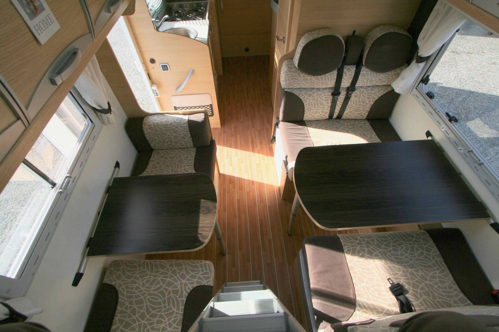 Camping-car capucine occasion, 5 places, 7 couchages, Roller Team Granduca GT, à Roques proche de Toulouse (Midi-Pyrénées)