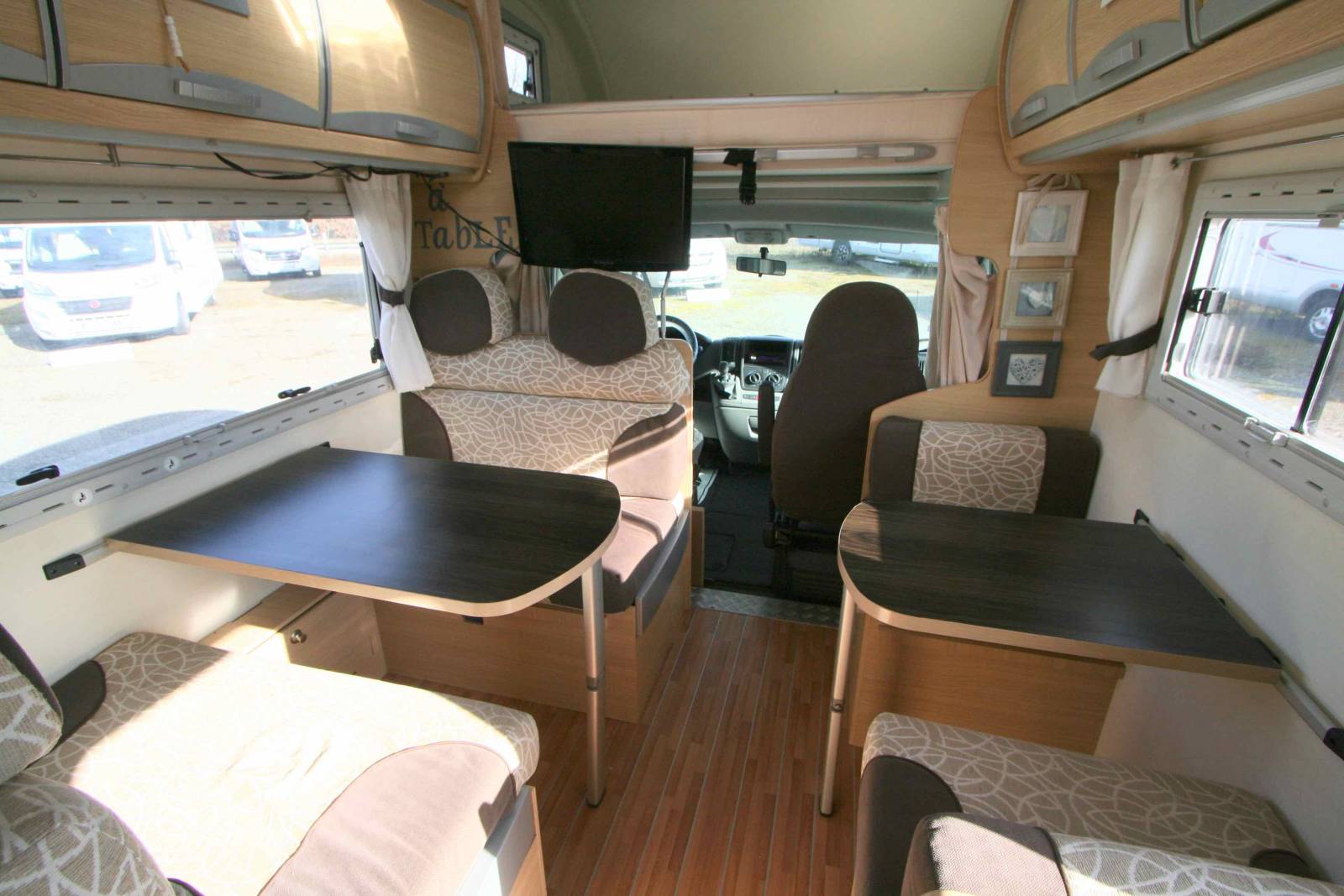 Camping-car capucine occasion, 5 places, 7 couchages, Roller Team Granduca GT, à Roques proche de Toulouse (Midi-Pyrénées)