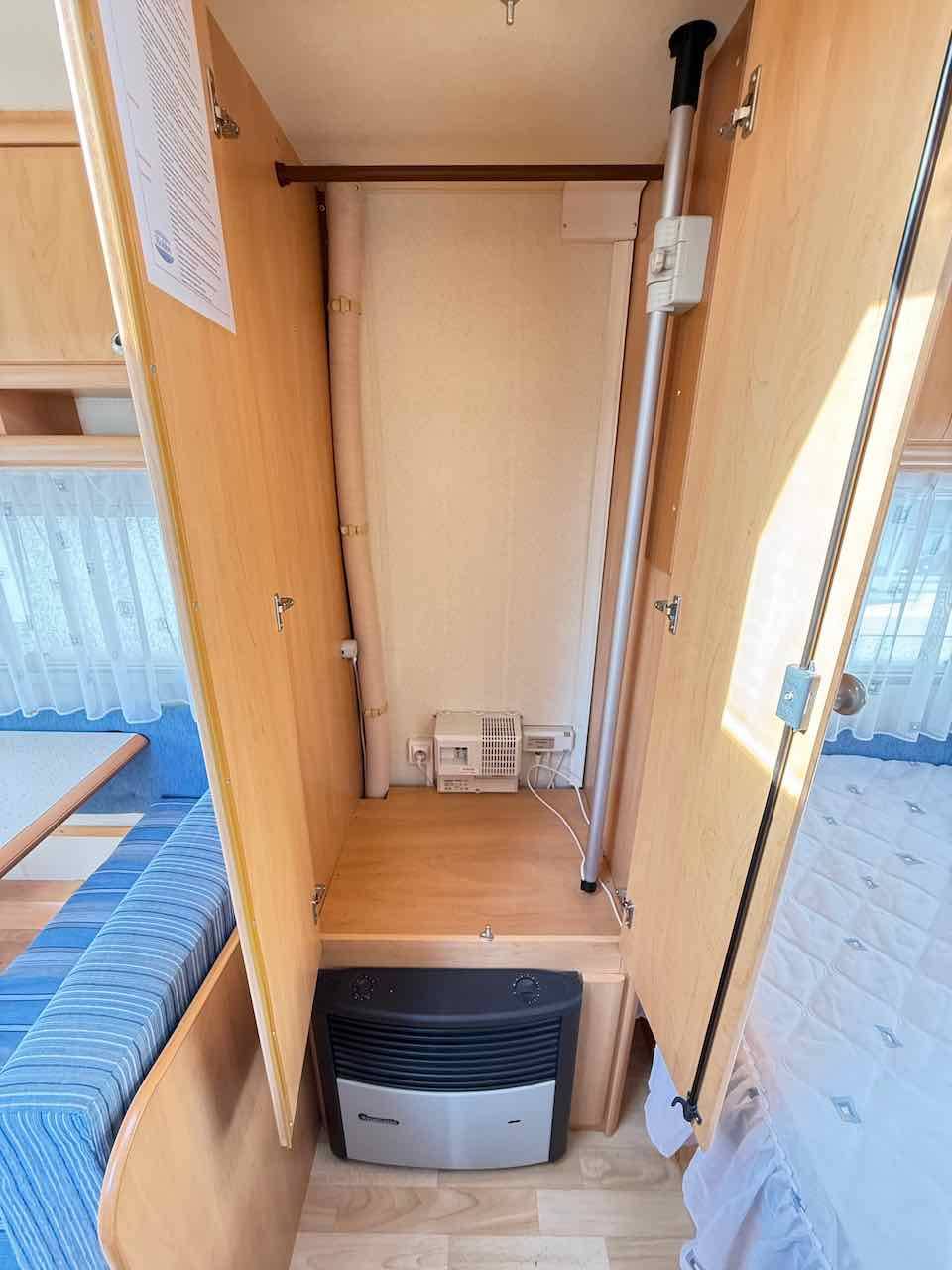 Caravane Occasion 4 couchages, lit transversal, Hobby 400 UF De Luxe easy, à Roques Proche de Toulouse (31)