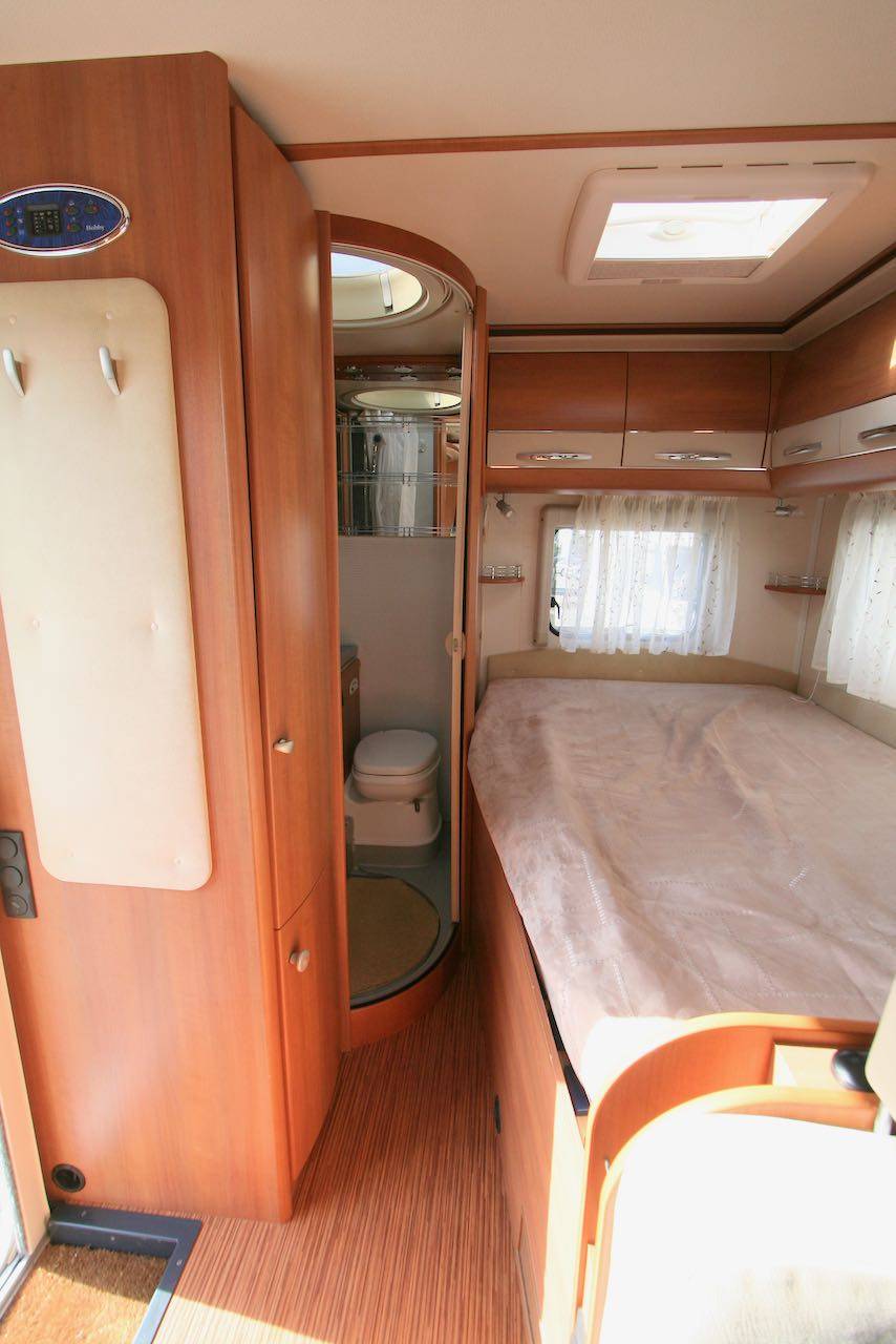 Camping-car capucine occasion, lit à la française, 4 places, Hobby Siesta 555, à Roques proche Toulouse (31)