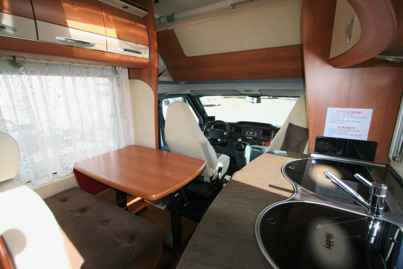 Camping-car capucine occasion, lit à la française, 4 places, Hobby Siesta 555, à Roques proche Toulouse (31)