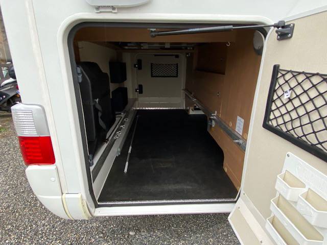 Camping-car intégral occasion, poids lourd, lit de milieu, Hymer B 698, à Roques proche de Toulouse (31)