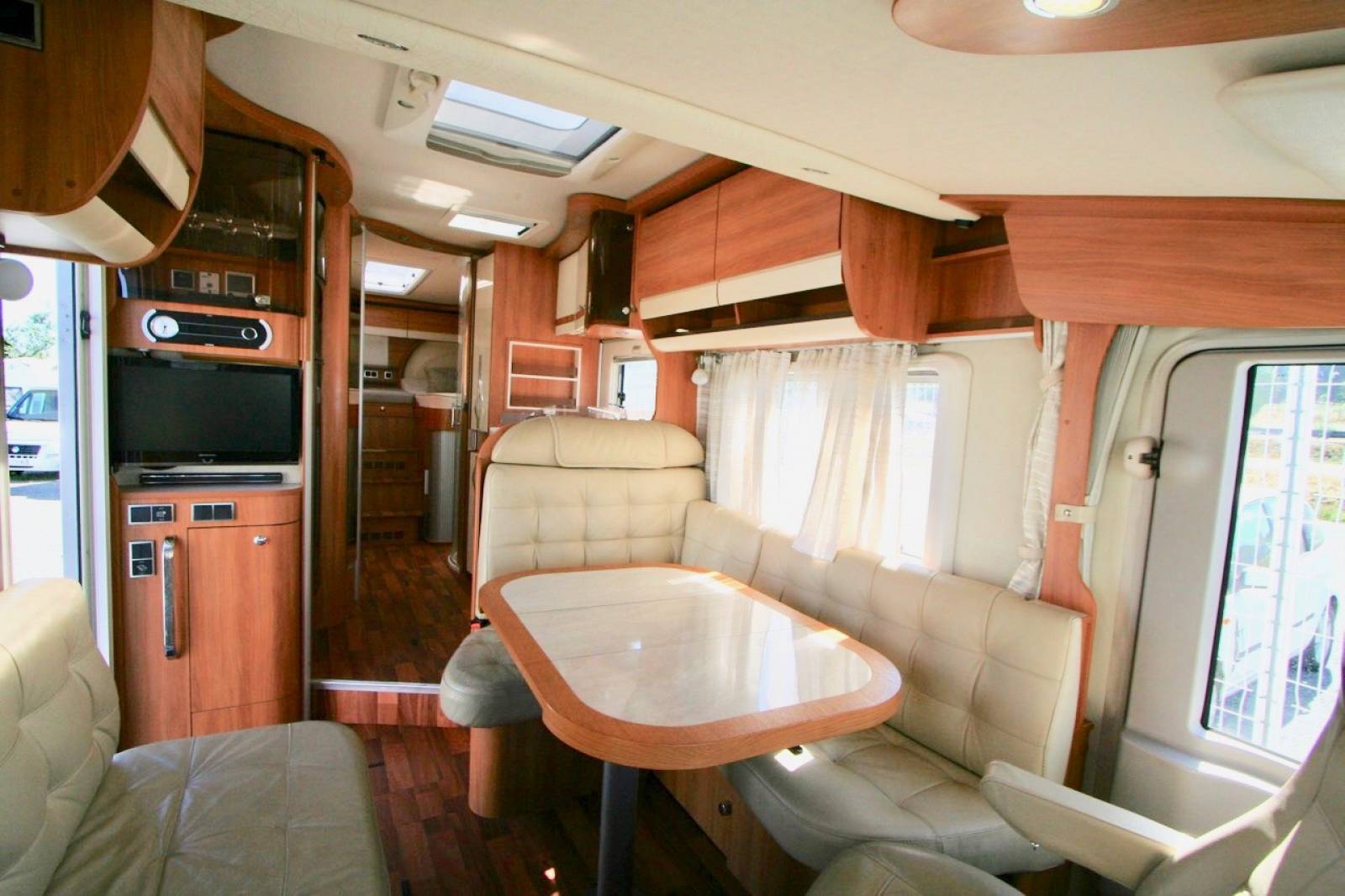 vend Camping-car intégral occasion poids lourd, lits jumeaux, Hymer B778 SL, Roques près Toulouse (31)