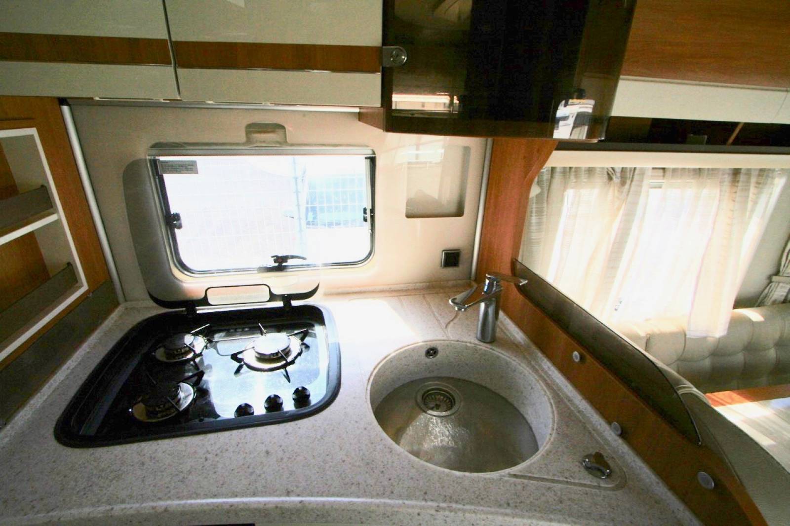 Camping-car intégral occasion poids lourd, lits jumeaux, Hymer B778 SL, Roques près Toulouse (31)