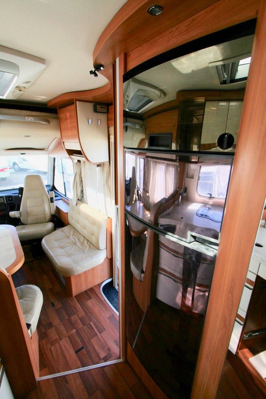 vend Camping-car intégral occasion poids lourd, lits jumeaux, Hymer B778 SL, Roques près Toulouse (31)